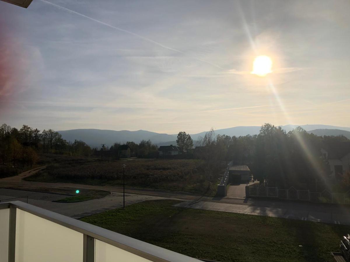 Apartament W Cieplicach Deluxe Jelenia Góra Esterno foto